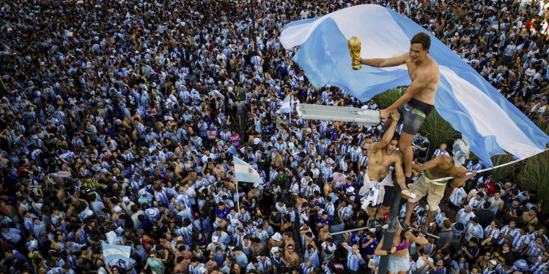 Người hâm mộ tham gia không khí World Cup 2026